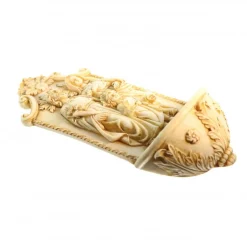 Palais du Rosaire Bénitier beige de la Sainte Famille de 21cm en pierre et résine Beige^ Bénitier