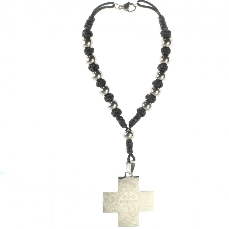 Palais du Rosaire Bracelet avec une croix en acier de Saint Benoit^ Bracelet Fantaisie