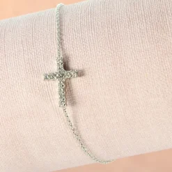 Palais du Rosaire Bracelet en argent avec croix et strass^ Bracelet Argent