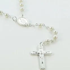 Palais du Rosaire Chapelet de Lourdes en verre blanc avec croix trilobée^ Chapelet De Lourdes | Chapelet Verre