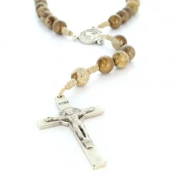 Palais du Rosaire Chapelet Saint Benoît en pierre de jaspe et corde beige^ Chapelet De Saint Benoît | Chapelet Pierre