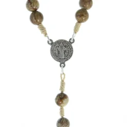 Palais du Rosaire Chapelet Saint Benoît en pierre de jaspe et corde beige^ Chapelet De Saint Benoît | Chapelet Pierre