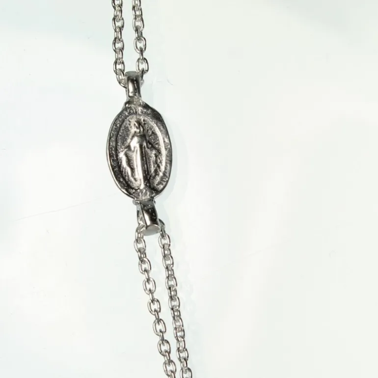 Palais du Rosaire Collier chapelet en argent avec une Médaille de la Vierge Miraculeuse, un crucifix et 3 dizaines de grains facettés 4mm^ Collier En Argent | Chapelet Argent