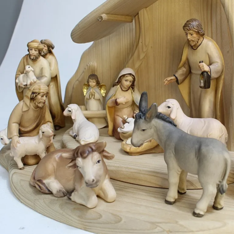 Palais du Rosaire Crèche artisanale en bois de 17 pièces avec l'étable^ Crèche | Statue En Bois