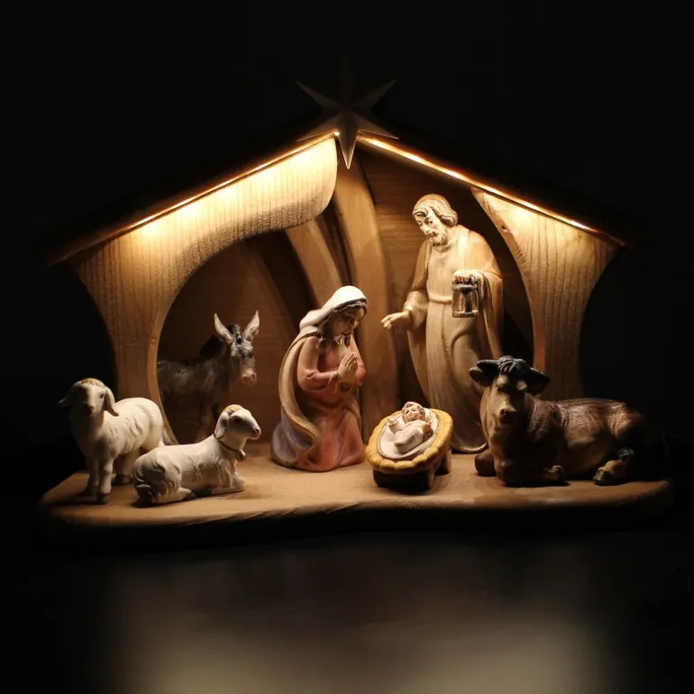 Palais du Rosaire Crèche en bois de 15 cm et 9 pièces éclairage LED^ Crèche | Statue En Bois
