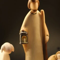 Palais du Rosaire Crèche en bois de 22 cm et 9 pièces éclairage LED^ Crèche | Statue En Bois