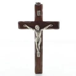 Palais du Rosaire Crucifix en bois avec Christ en métal 16 cm^ Crucifix Bois