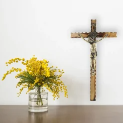 Palais du Rosaire Crucifix en bois avec Christ doré 45 cm^ Crucifix Bois