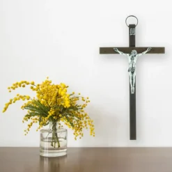 Palais du Rosaire Crucifix en bois foncé à suspendre 13cm^ Crucifix Bois