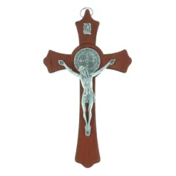 Palais du Rosaire Crucifix Saint Benoît en bois Christ et médaille Saint Benoît argentée 15 cm^ Crucifix Bois
