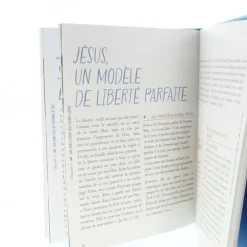 Palais du Rosaire Le Livre de ma Communion : Pour vivre en amitié avec Jésus^Enfant Livre Pour Enfant | Livre De Prière