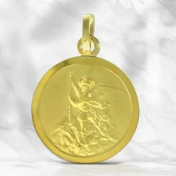 Palais du Rosaire Médaille de Saint Michel en Or 9 carat - Gravure Personnalisée - 16mm^ Profession | Communion