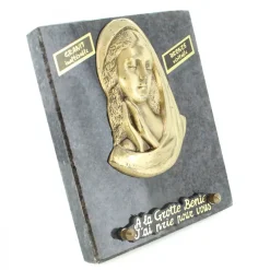 Palais du Rosaire Plaque funéraire de la Vierge Marie en bronze et en granit 13x13cm^ Plaque Funéraire
