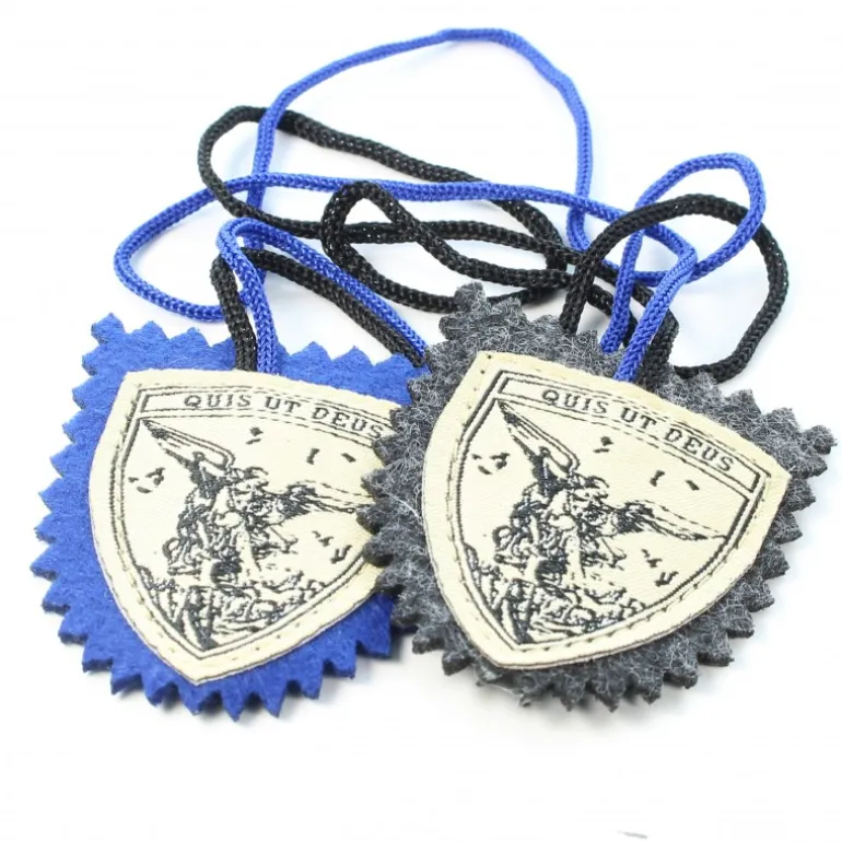 Palais du Rosaire Scapulaire en tissu de Saint Michel au Bouclier avec guide de prière^ Collier Scapulaire